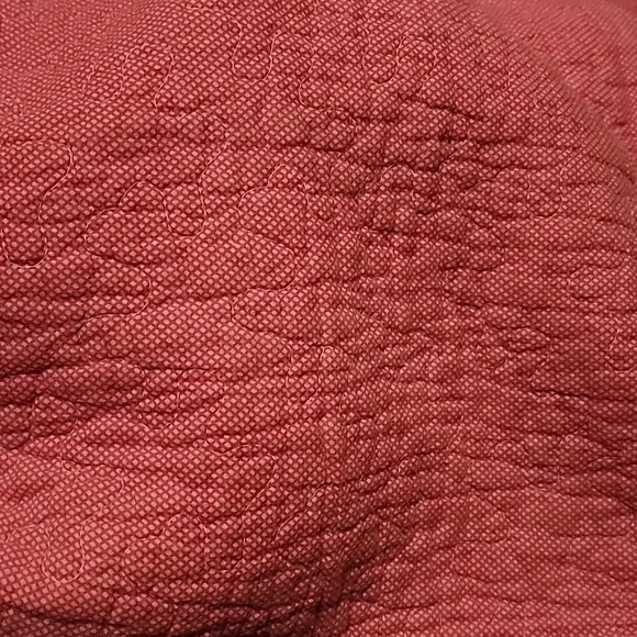 [Item 55] 100% quilt with sham Queen size reversible- girls